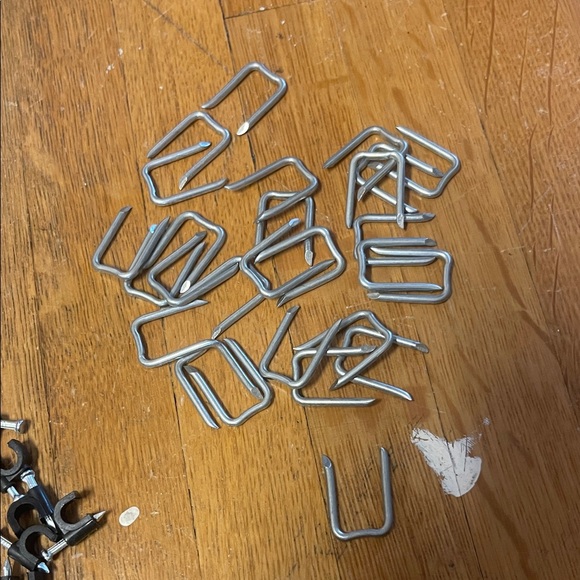 Power Basics Assorted Staples - Picture 8 of 9